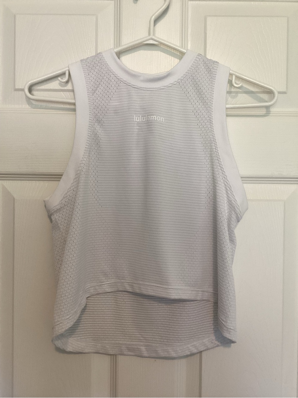 Lululemon High Low Cropped white top